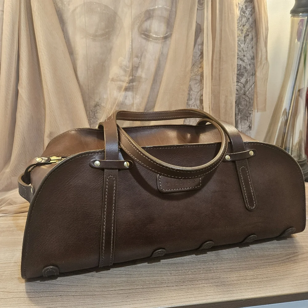 Large De Bruir Atelier Firm Brown Leather Sports Bag and Gray Dust Bag Handmade